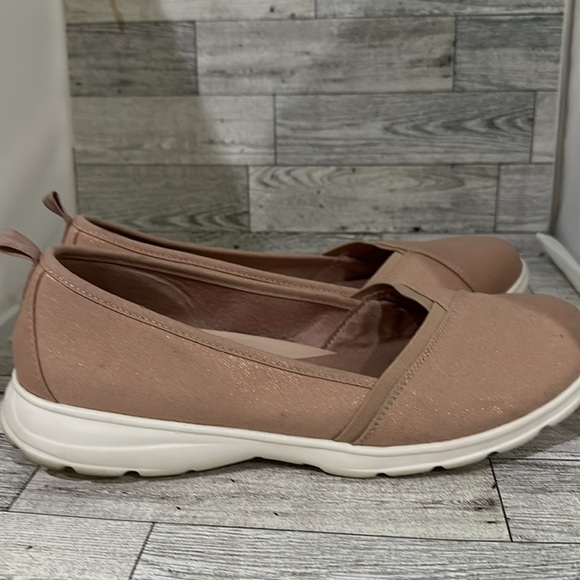Lands end pink metallic slip on sneaker shoes size 10B - Picture 5 of 7